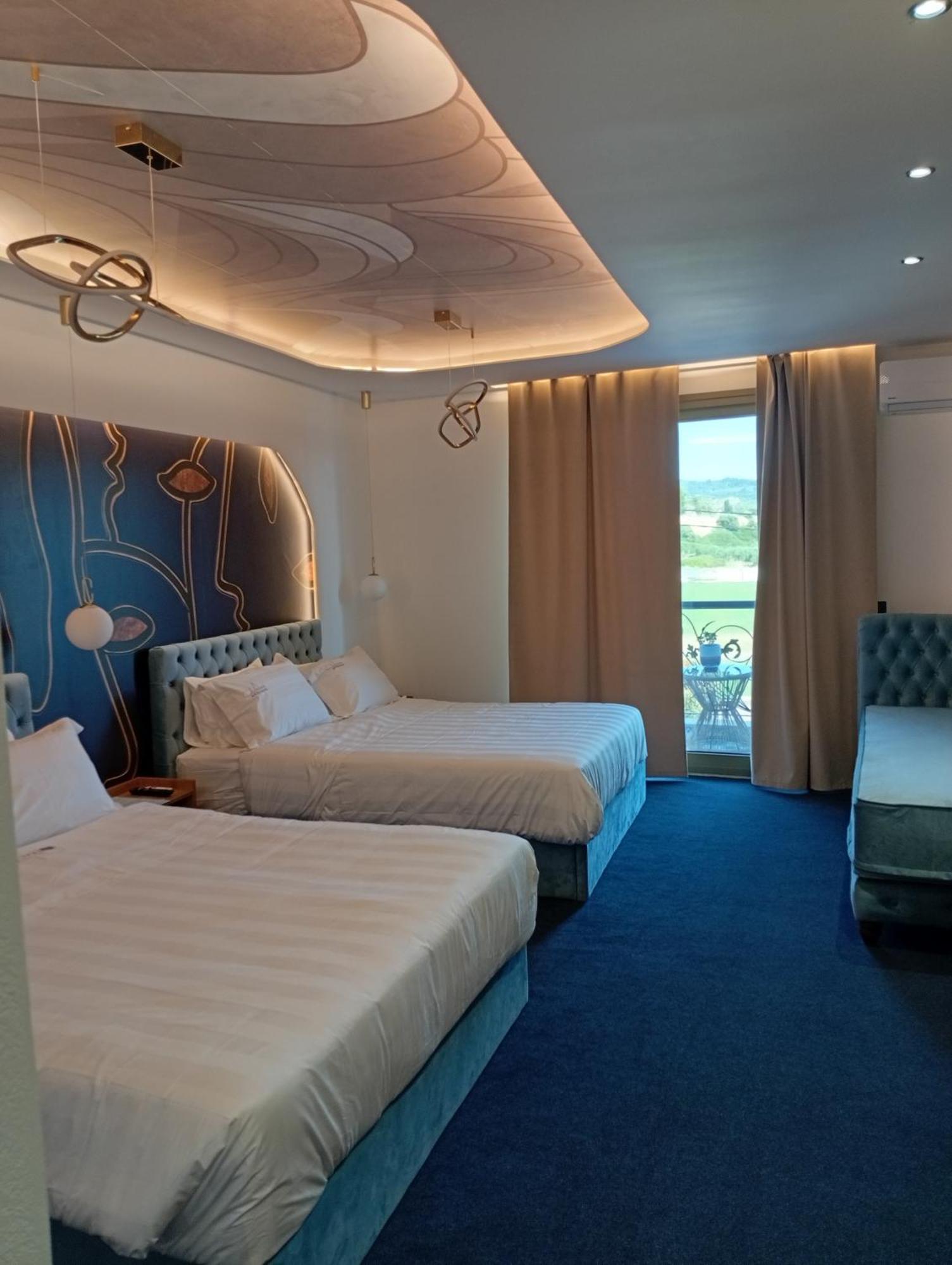 Greek House Hotel Neos Marmaras Exterior photo